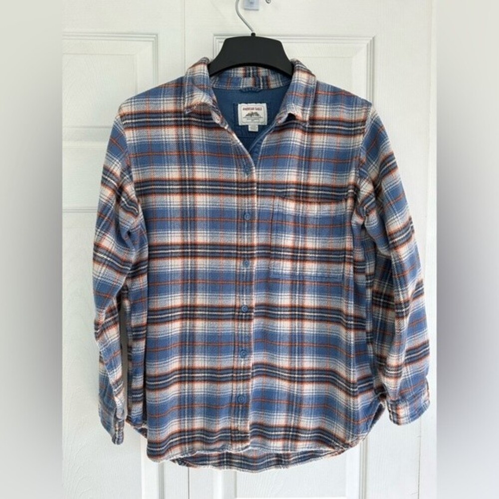 American Eagle Flannel button down shirt top women’s small oversized